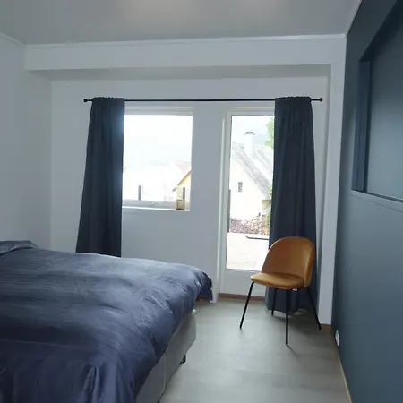 Panorama Apartment *