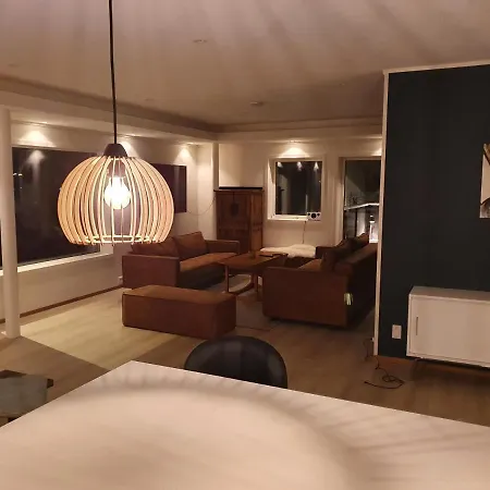 Panorama Apartment *